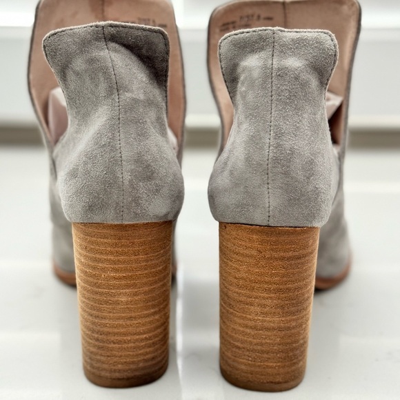 Chinese Laundry Kristin Cavallari Women's Lash Ankle Bootie (Size: 7) - Picture 4 of 5